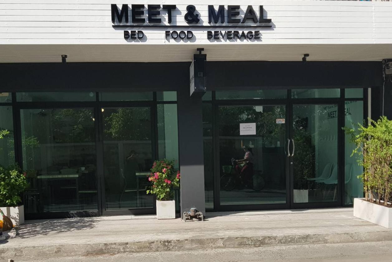 Albergue Meet & Meal Bangkok Exterior foto